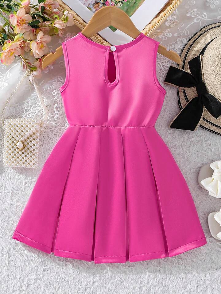 SHEIN Baby Two Tone Bow Front Pleated Detail Dress