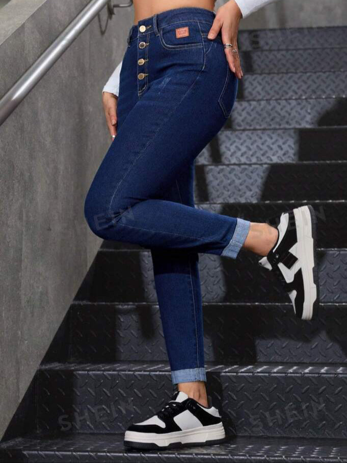 SHEIN PETITE Plain Color Front Button Patched Pocket Casual Denim