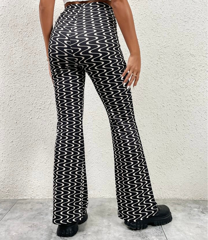 SHEIN MOOSTA Wavy Line Print Flare Leg Pants